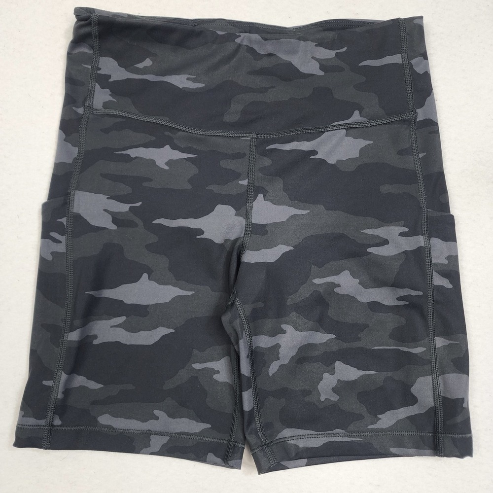 Athleta Ultimate Stash Pocket Camo 7" Compression Shorts Womens Medium Gray